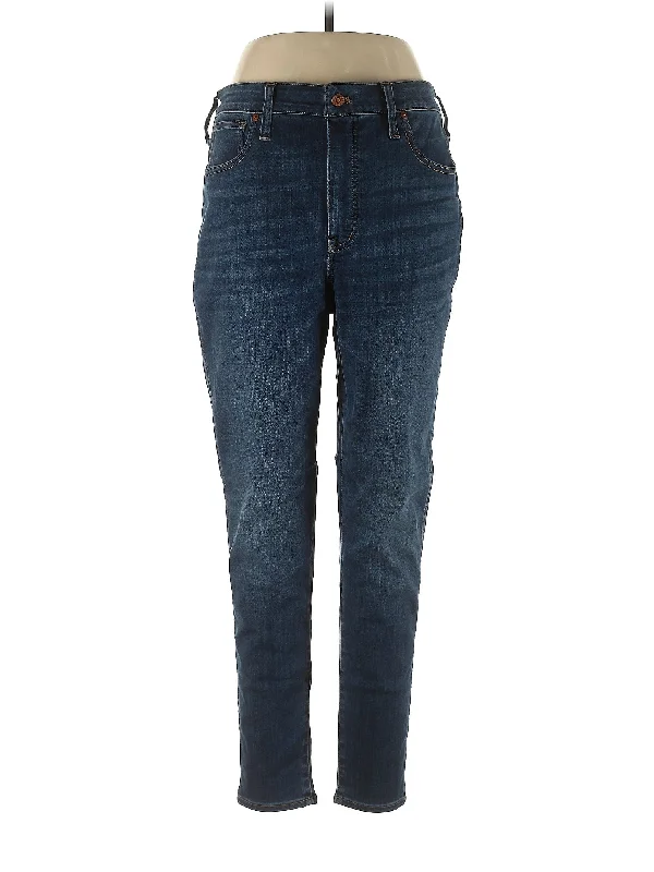 High-Rise Skinny Jeans in Dark Wash