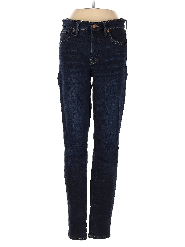 Straight-leg Jeans in Dark Wash