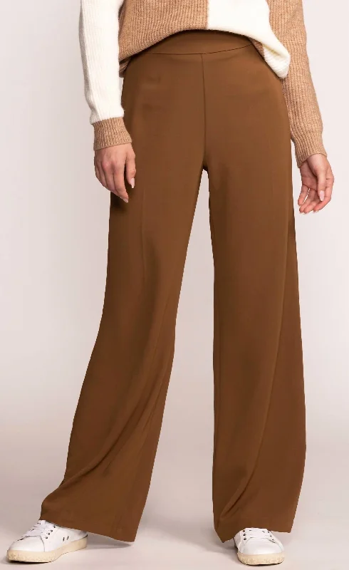 Liliana Pant In Brown